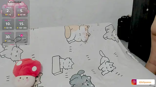 Naoko 7w7 online show from February 19, 2026, 1:01 am