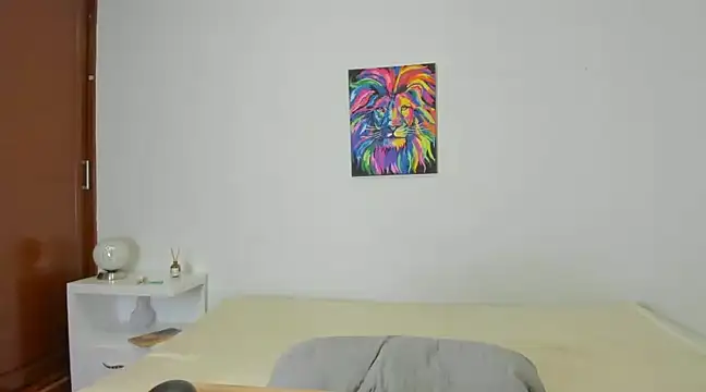 karina-lopez online show from February 17, 2025, 11:20 pm