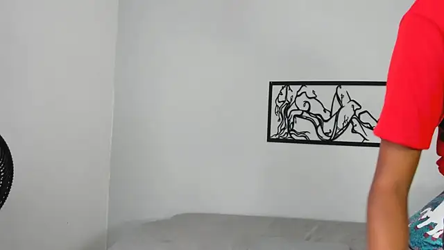 karina-lopez online show from October 16, 2025, 2:07 pm