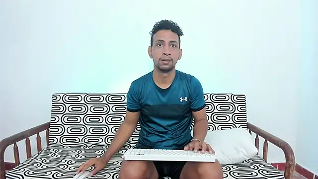 Snapshot of Extremely-Dirty-Sex chatting on February 26, 2025, 11:37 pm Extremely-Dirty-Sex online show from February 26, 2025, 11:37 pm