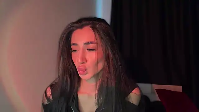 alissadreams online show from October 21, 2025, 9:10 am