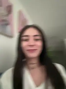 Snapshot of candycami19 chatting on February 21, 2025, 2:27 pm candycami19 online show from February 21, 2025, 2:27 pm