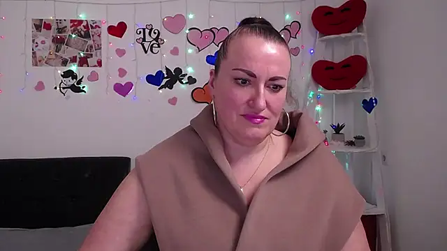 Snapshot of DianaMGG chatting on March 2, 2025, 12:22 pm DianaMGG online show from March 2, 2025, 12:22 pm