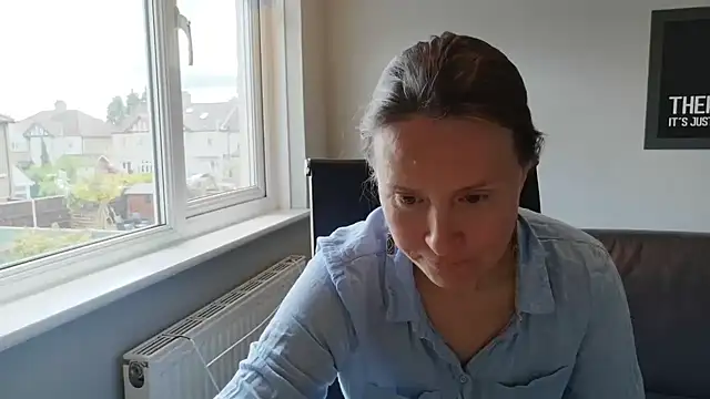 eatmypie69 online show from June 9, 2026, 9:43 am