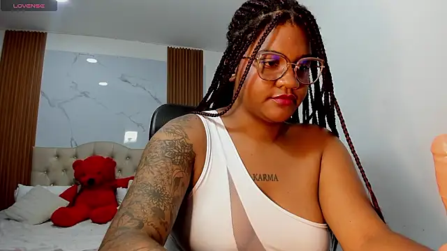 ZahraRose online show from March 12, 2026, 11:44 pm