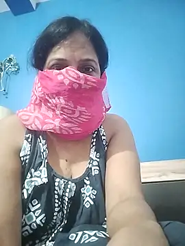 SWEETY GIRL 1 online show from February 17, 2025, 6:15 pm