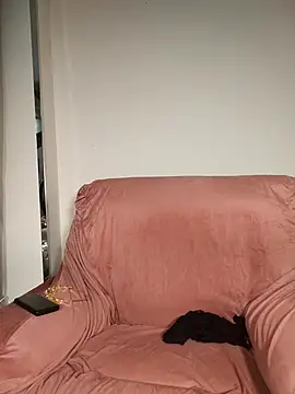 Snapshot of Loly2025 chatting on March 22, 2025, 9:42 pm Loly2025 online show from March 22, 2025, 9:42 pm