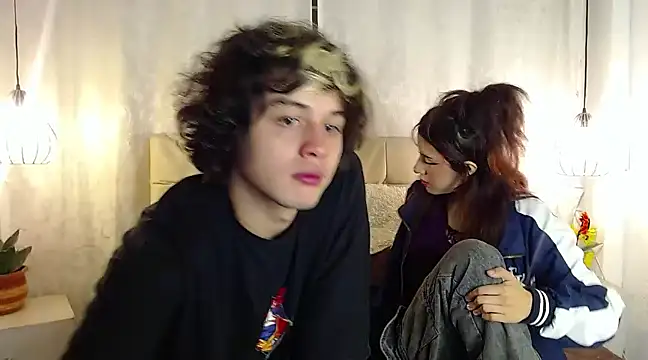 fyreandfox  online show from March 5, 2025, 7:27 pm