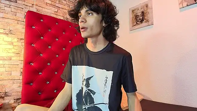 sc0rpius  online show from March 20, 2025, 7:25 pm