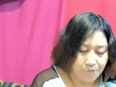 hotchubby88 online show from February 19, 2025, 3:50 am