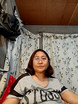 hotchubby88 online show from October 21, 2025, 1:01 pm