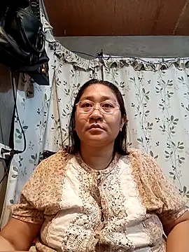 hotchubby88 online show from October 28, 2025, 11:03 am