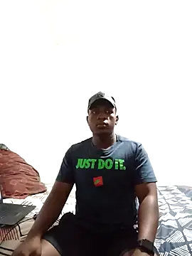 bosszonke123 online show from March 22, 2025, 5:20 pm