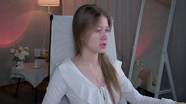 EveMundie online show from March 13, 2026, 6:31 am