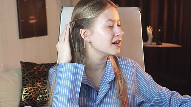 EveMundie online show from April 16, 2026, 6:47 am