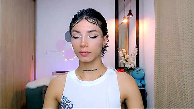 nilam valker online show from March 21, 2025, 2:50 am