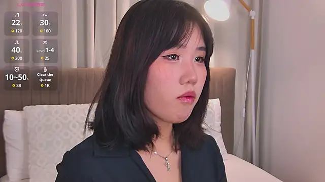 Snapshot of HitomiAoki chatting on February 16, 2025, 6:43 pm HitomiAoki online show from February 16, 2025, 6:43 pm