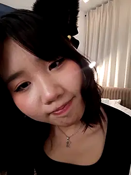 Snapshot of HitomiAoki chatting on February 22, 2025, 1:11 am HitomiAoki online show from February 22, 2025, 1:11 am