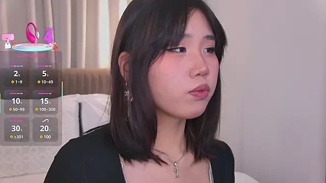 Snapshot of HitomiAoki chatting on March 6, 2025, 6:16 pm HitomiAoki online show from March 6, 2025, 6:16 pm