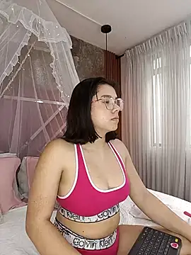 EmmaSulivan online show from February 27, 2025, 3:59 pm