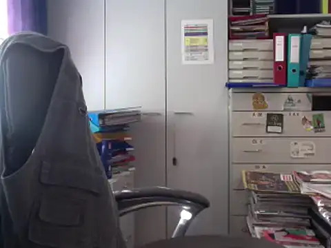 Snapshot of HMStraps01 chatting on December 30, 2024, 10:21 am HMStraps01 online show from December 30, 2024, 10:21 am