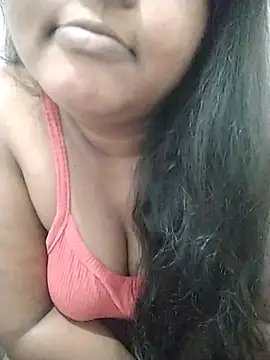 Snapshot of SLbeaty chatting on September 18, 2025, 2:35 am SLbeaty online show from September 18, 2025, 2:35 am