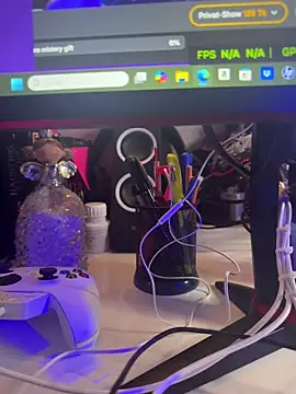 sexymelli18 online show from October 8, 2025, 6:05 pm