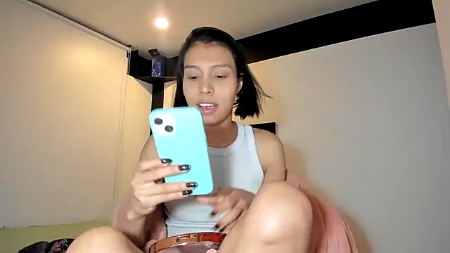 sweet Amy0 online show from September 25, 2025, 4:49 am