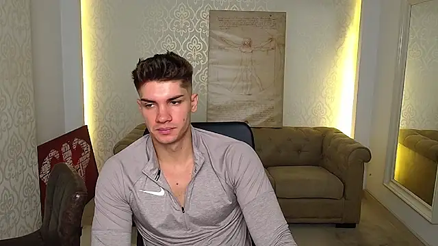 MaxKaiden online show from October 5, 2025, 4:44 am