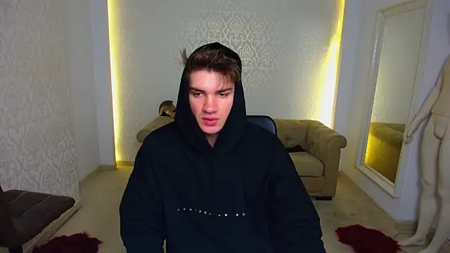 MaxKaiden online show from January 17, 2026, 5:45 am