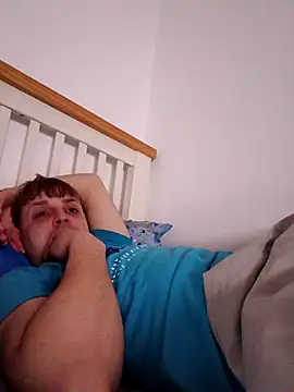 Eusuntnoulgigolo online show from April 8, 2026, 7:47 pm