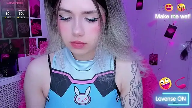 Sparkle Mona online show from February 18, 2025, 1:32 am