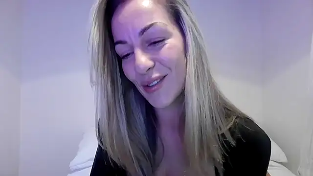 Edenfox- online show from November 6, 2025, 11:00 am