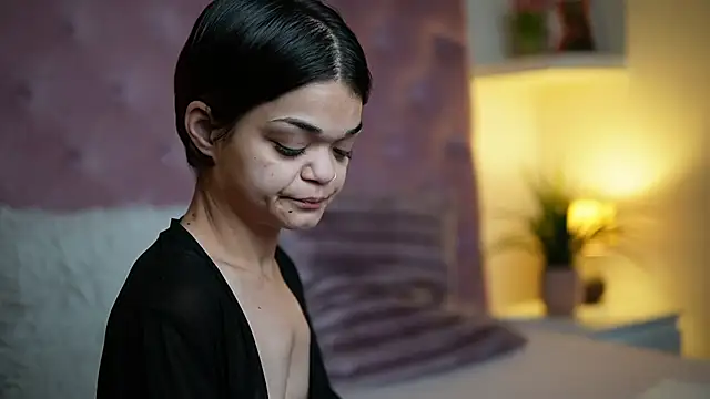 MaiaMini online show from October 14, 2025, 9:26 pm