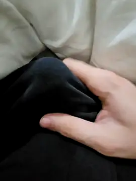 skiciyunis online show from November 4, 2025, 8:52 pm