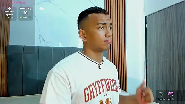 Snapshot of Rafa2004Cruz chatting on September 30, 2025, 11:48 am Rafa2004Cruz online show from September 30, 2025, 11:48 am