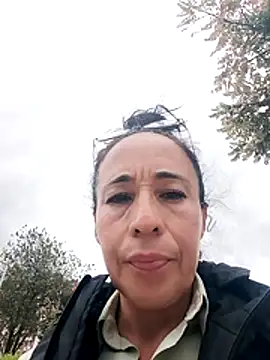 Coeur de luxure online show from April 10, 2026, 6:12 pm