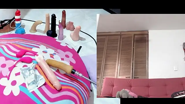 afroditacute15 online show from October 20, 2025, 12:05 pm