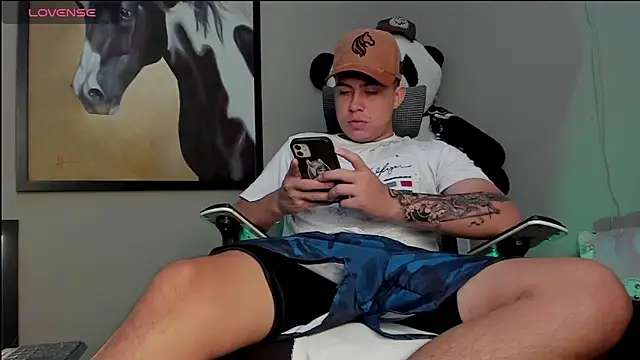 mattiwsmorris  online show from September 9, 2025, 3:00 pm