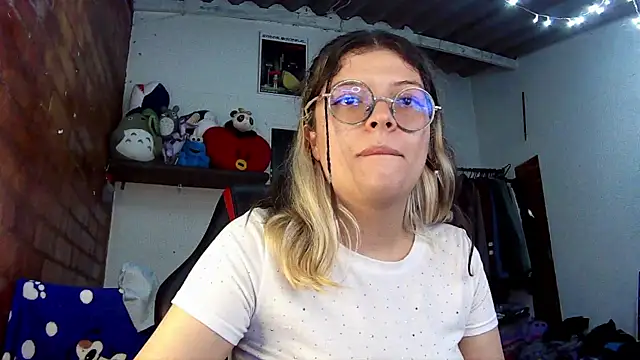 Emily  katz online show from March 22, 2025, 7:31 pm