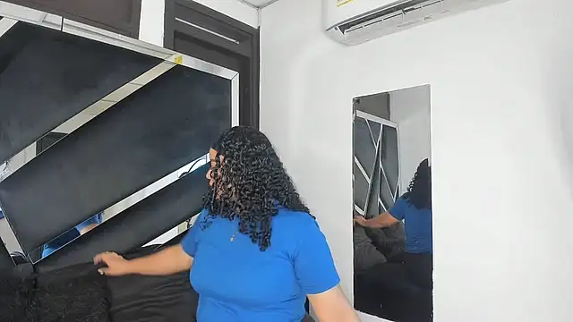 Rubyxht online show from September 17, 2025, 12:29 pm