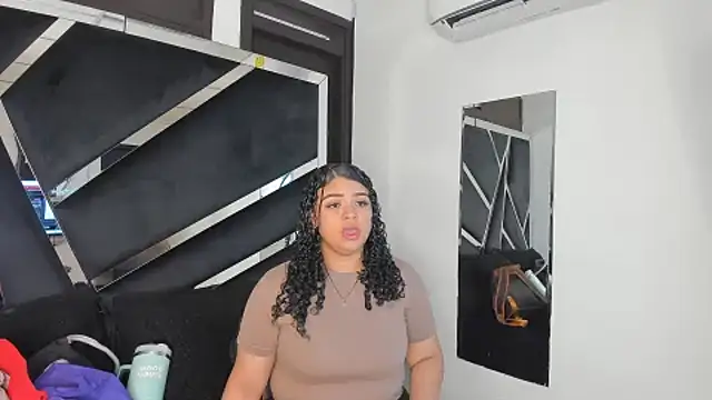 Rubyxht online show from October 9, 2025, 12:36 pm