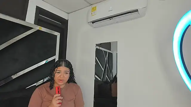 Rubyxht online show from October 21, 2025, 12:39 pm