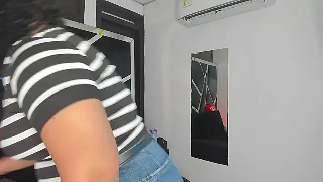 Rubyxht online show from March 26, 2026, 12:55 pm