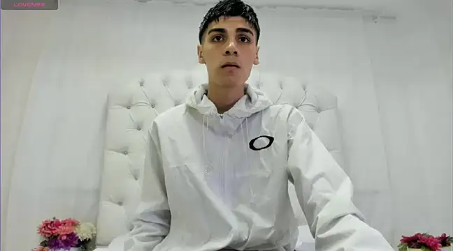 frank jhonsson online show from February 25, 2025, 7:03 pm