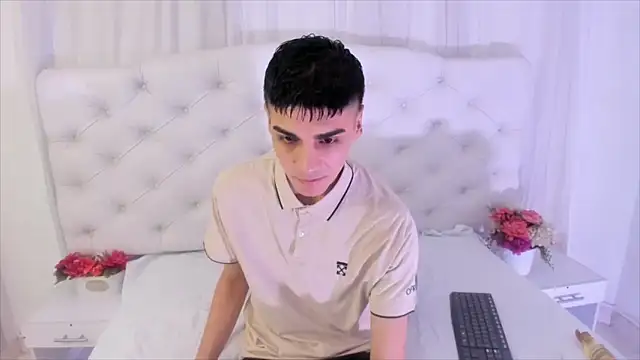 frank jhonsson online show from September 29, 2025, 7:08 pm