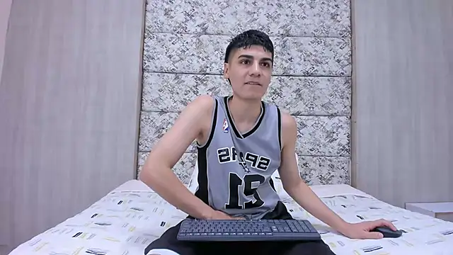 frank jhonsson online show from February 11, 2026, 6:57 pm