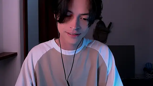 Snapshot of gunther_hda chatting on March 9, 2025, 12:42 am gunther hda online show from March 9, 2025, 12:42 am