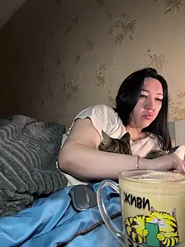 Naughtbaby 2025 online show from November 4, 2025, 2:21 am