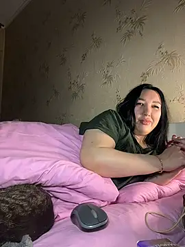 Naughtbaby 2025 online show from February 14, 2026, 2:30 am